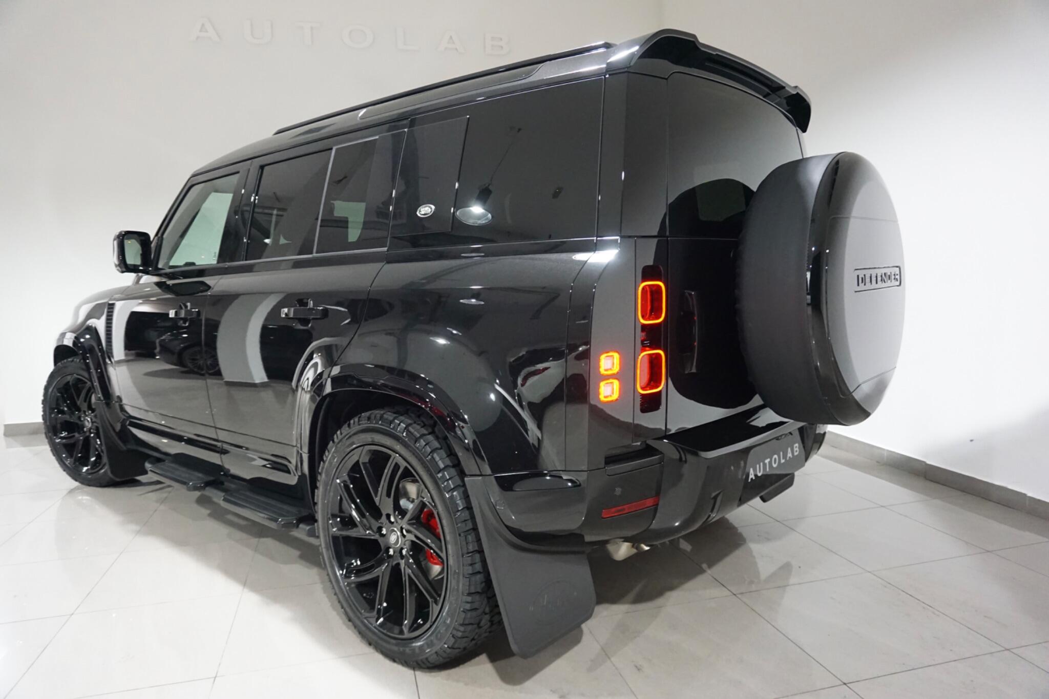 Land Rover Defender 110 3.0 D250 MHEV XS Edition SUV 5dr Diesel Auto 4WD Euro 6 (s/s) (250 ps)